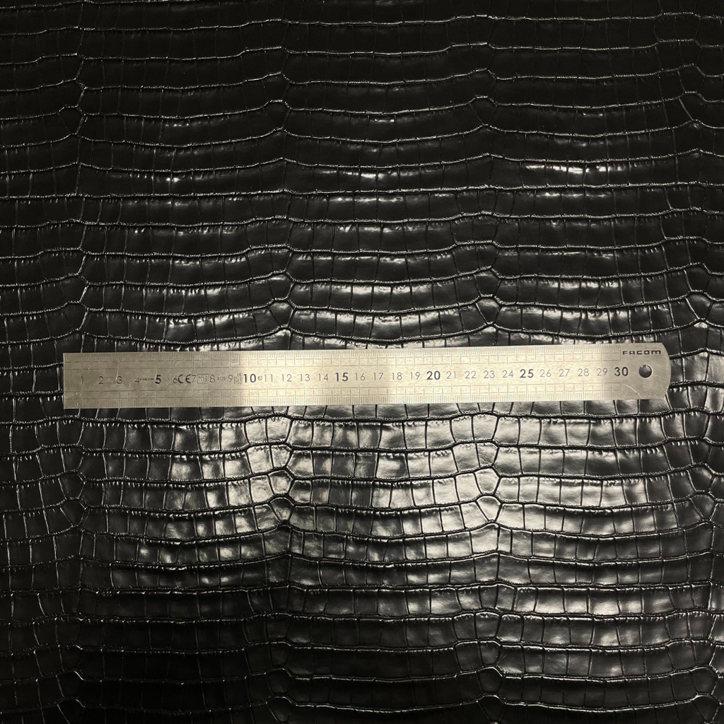   Veau Embossé Croco All Over Ferme Brillant Noir
