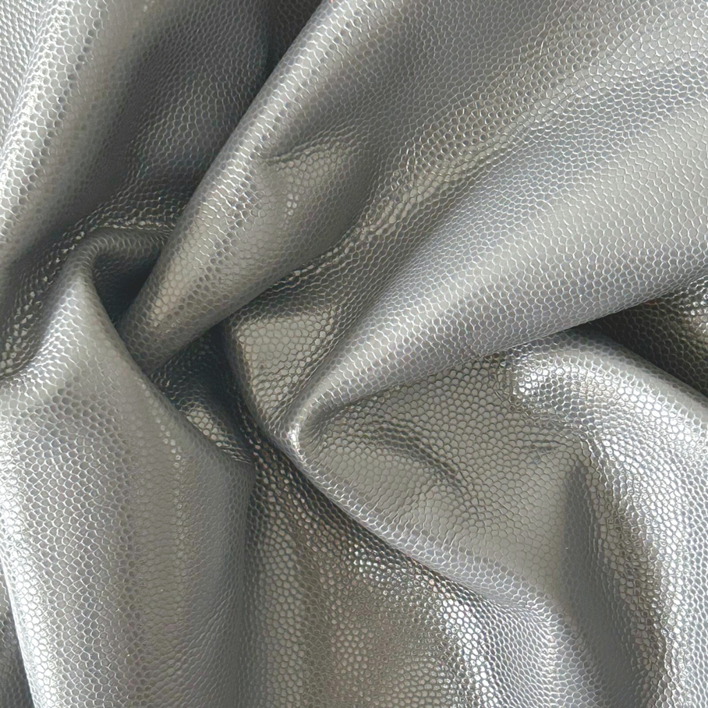   Veau Grainé mini caviar Souple Brillant Gris 