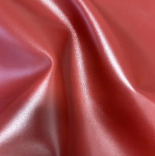 Veau Box liégé ferme Rouge foncé