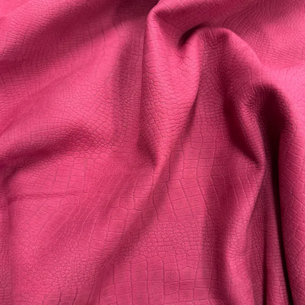 Taurillon Nubuck Embossé croco Souple Fuschia