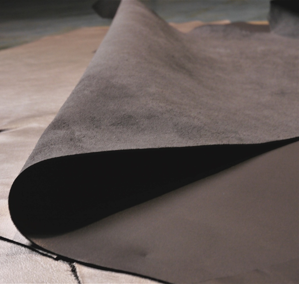 Gray Waxed Firm Calfskin