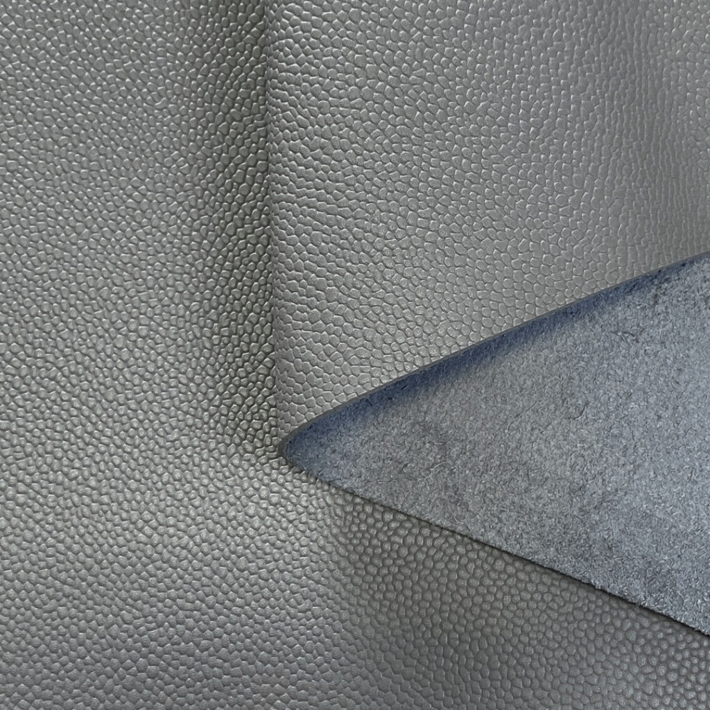 Light grey caviar grained & supple classic calfskin