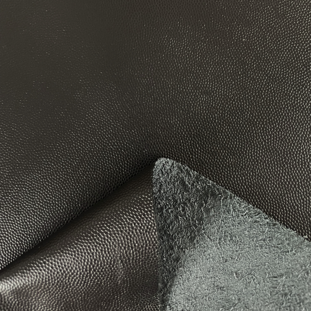   Veau Grainé mini caviar Souple Classique Noir