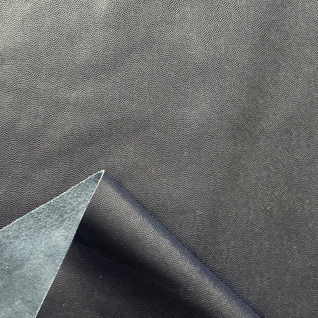   Veau Grainé mini caviar Souple Classique Bleu nuit