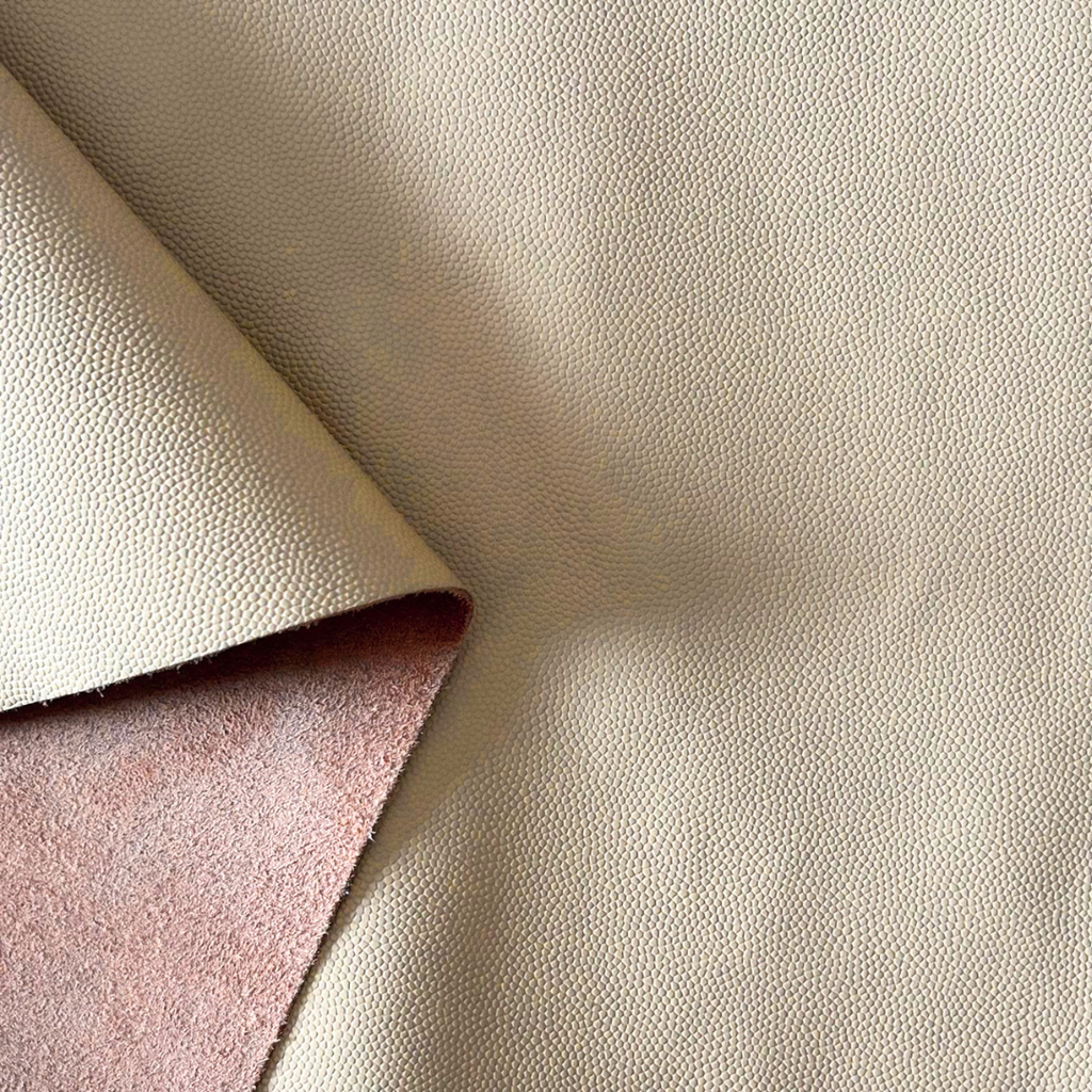   Veau Grainé mini caviar Souple Brillant Beige