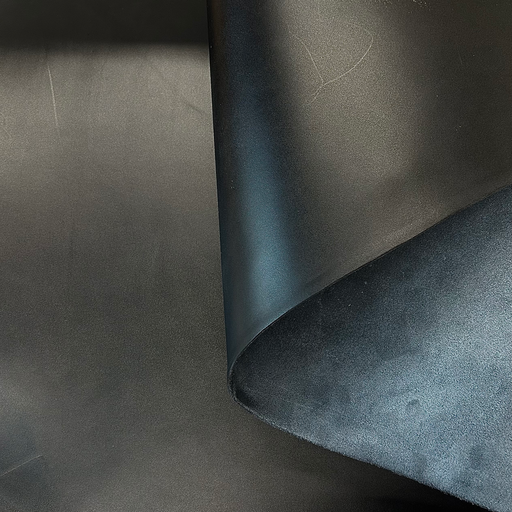 [LL-VA-LI-1N-00017] Black Vegetable Tanned Smooth and Rigid Cowskin